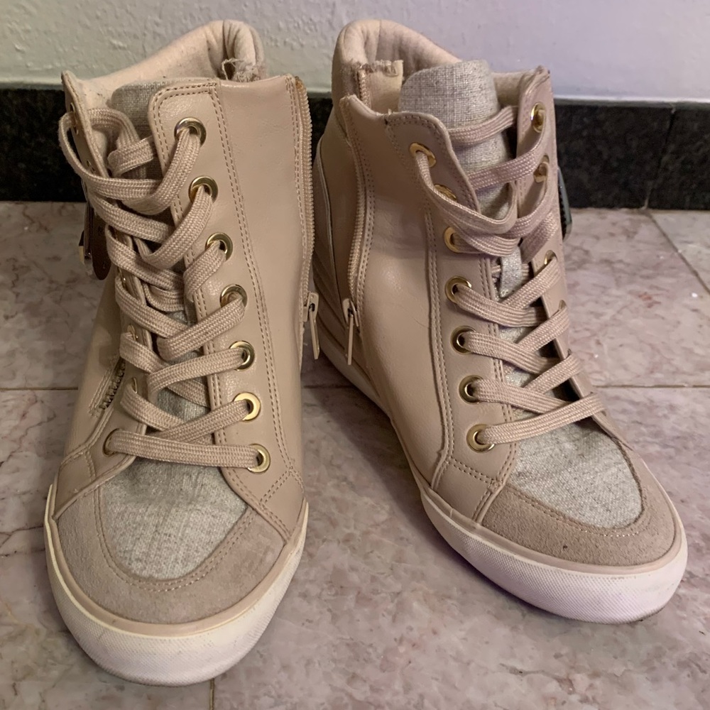 ALDO Beige Leather Lace Up/Side Zip High Top Wedged Sneakers Women’s Size 9